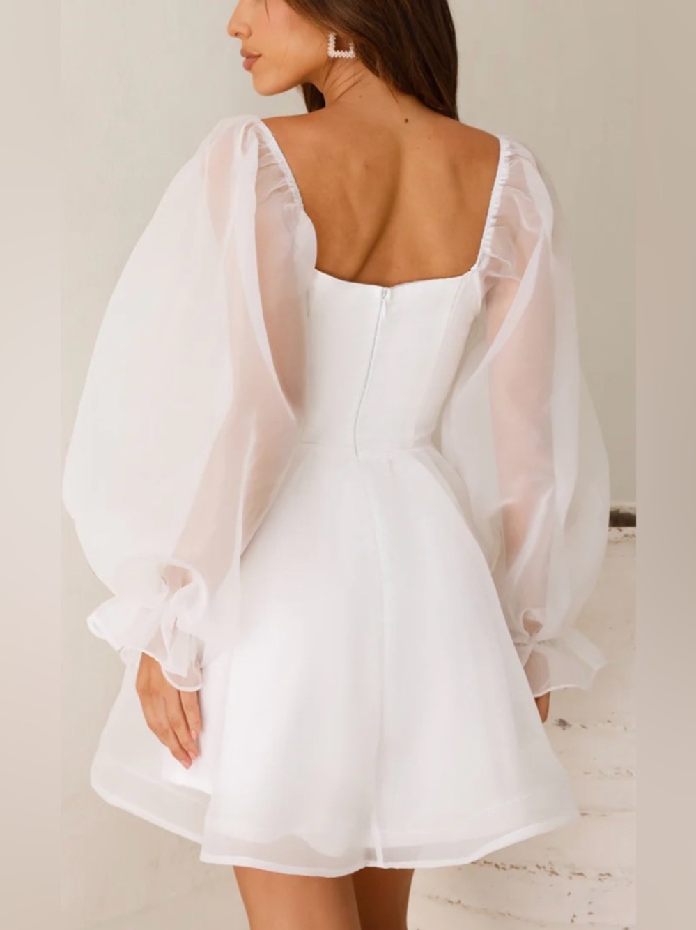 Hello Molly White STORY BOOK LONG SLEEVE MINI DRESS New with Tags Size: L 8 - Picture 9 of 16